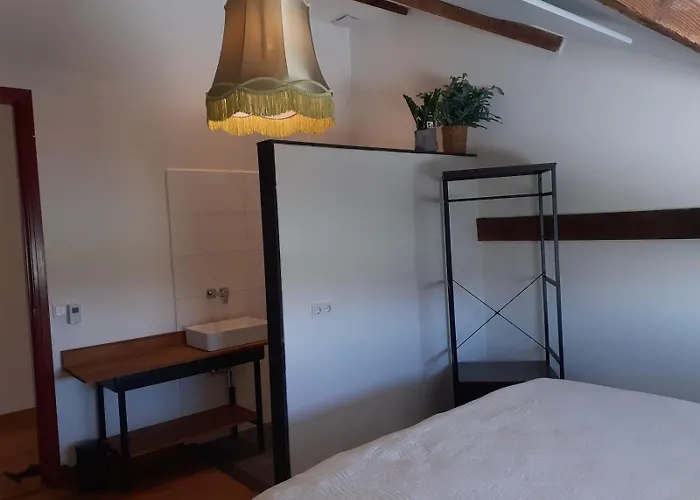 Bonte Haan - Natuurhuisje De Stal * Berg en Terblijt